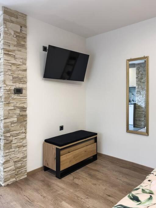 Apartament Cozy Newly-renovated Ivan