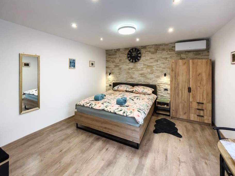 Apartament Cozy Newly-renovated Ivan *