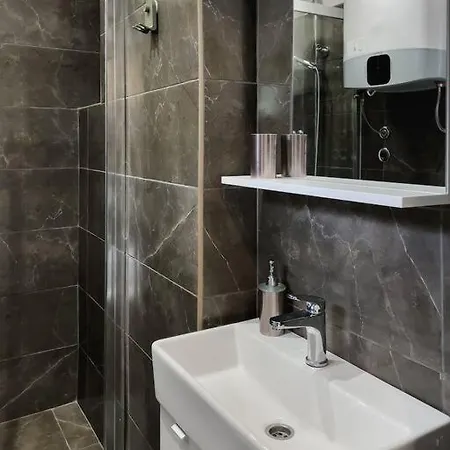Cozy Newly-Renovated Apartment Ivan Rijeka Exterior photo