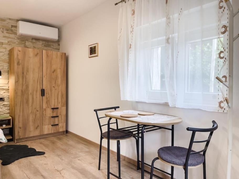 Cozy Newly-renovated Ivan Apartment